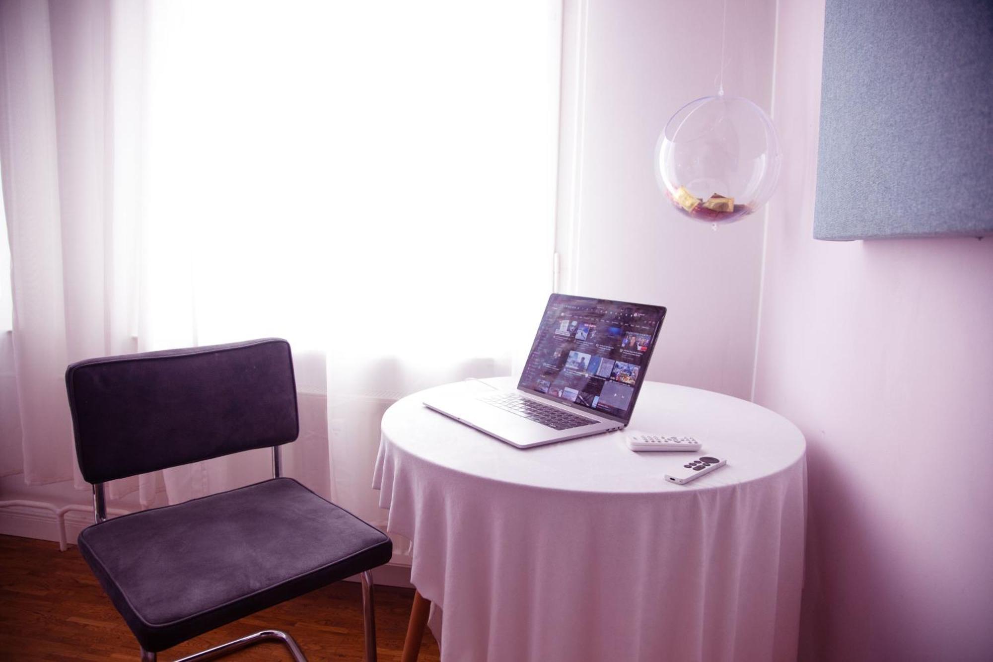 Huge Apartment With Home Cinema And Kitchen In Friedrichshain Berlino Esterno foto