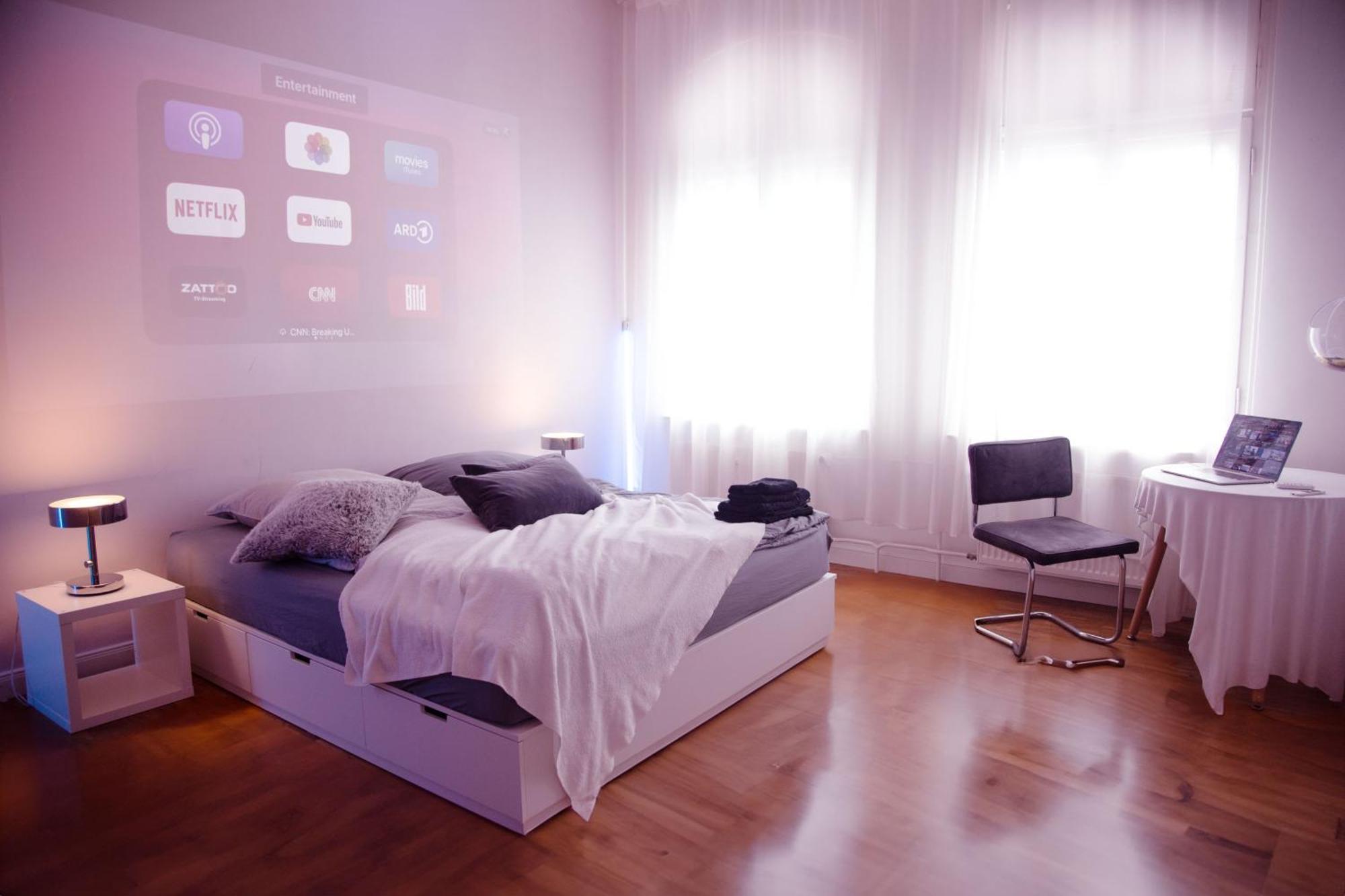Huge Apartment With Home Cinema And Kitchen In Friedrichshain Berlino Esterno foto